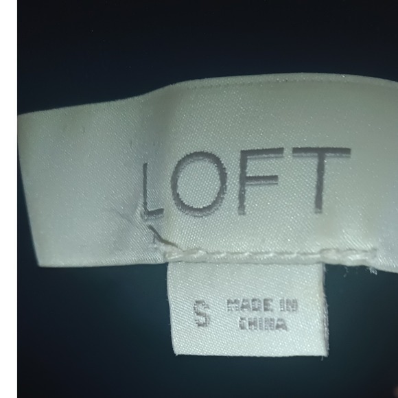 Loft Womens Black Turtleneck Sweater Gold Metallic Dot Sparkle Sleeve Small - Picture 3 of 3